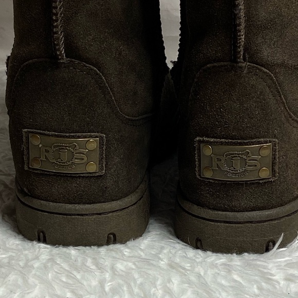 RJS Fuzzis Sheepskin boots size 9 - Picture 4 of 8